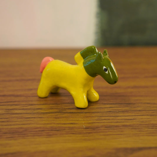 pinktail horse figurine
